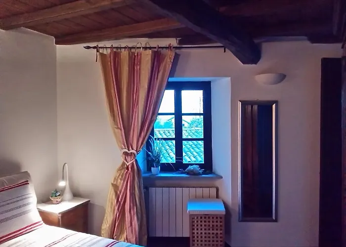 Altes Backhaus In Maranzana * Mombaruzzo