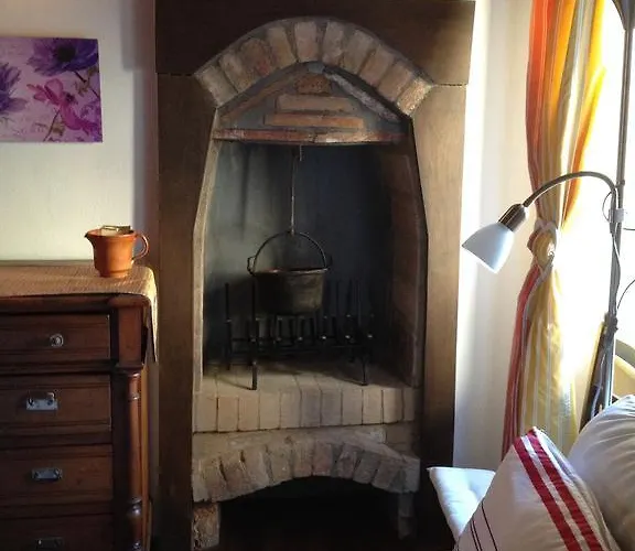 Altes Backhaus In Maranzana * Mombaruzzo