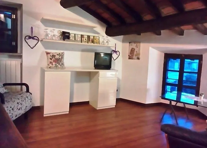 Altes Backhaus In Maranzana Prázdninový dům *