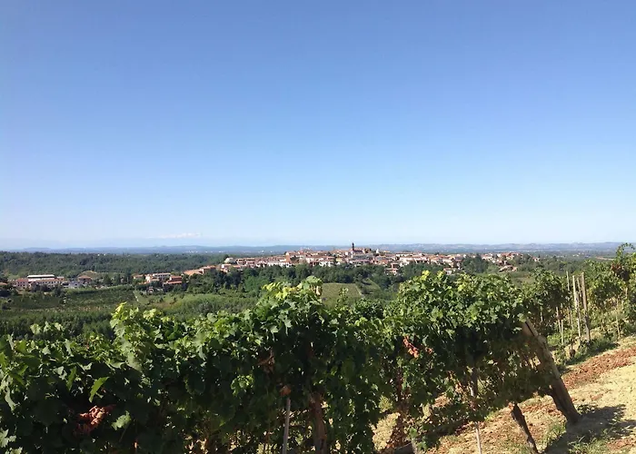 Altes Backhaus In Maranzana Prázdninový dům