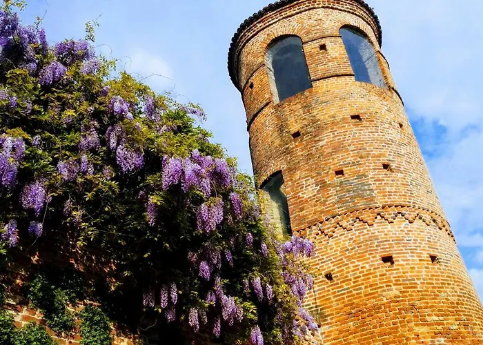 Altes Backhaus In Maranzana Prázdninový dům